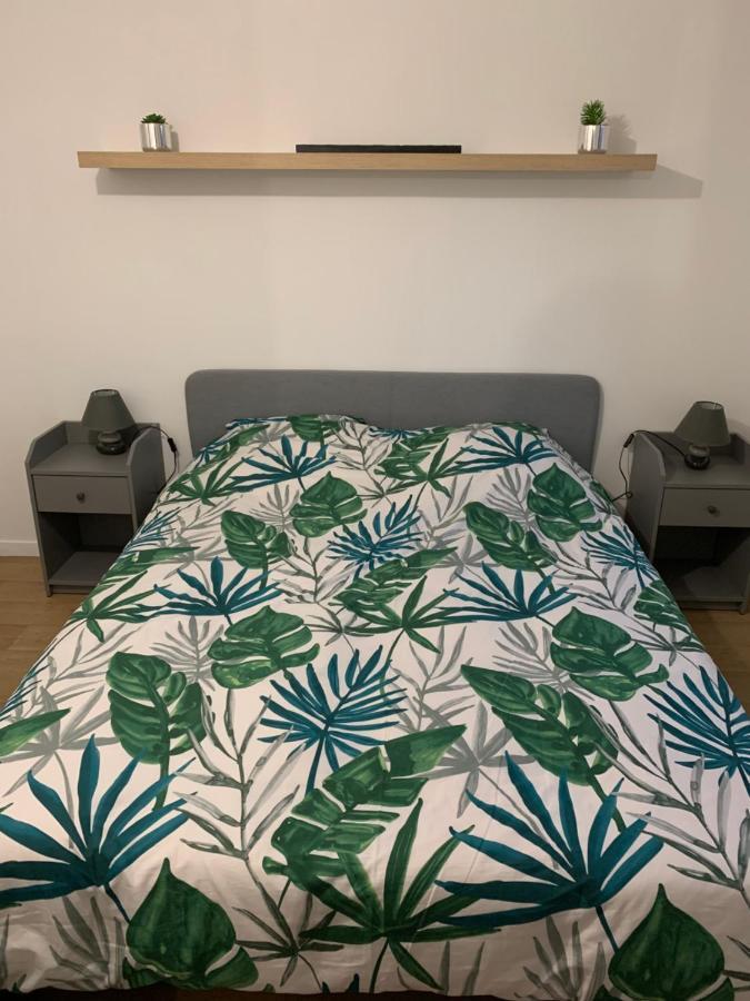 Logement A 20 Min De Paris Avec Parking Gratuit อูเบินน์ ภายนอก รูปภาพ