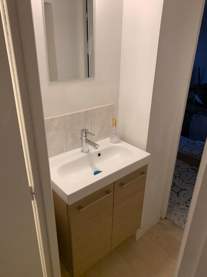 Logement A 20 Min De Paris Avec Parking Gratuit อูเบินน์ ภายนอก รูปภาพ